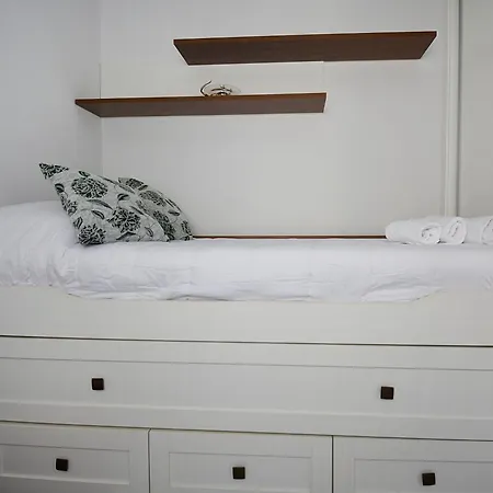 Centrico Apartamento En Meis